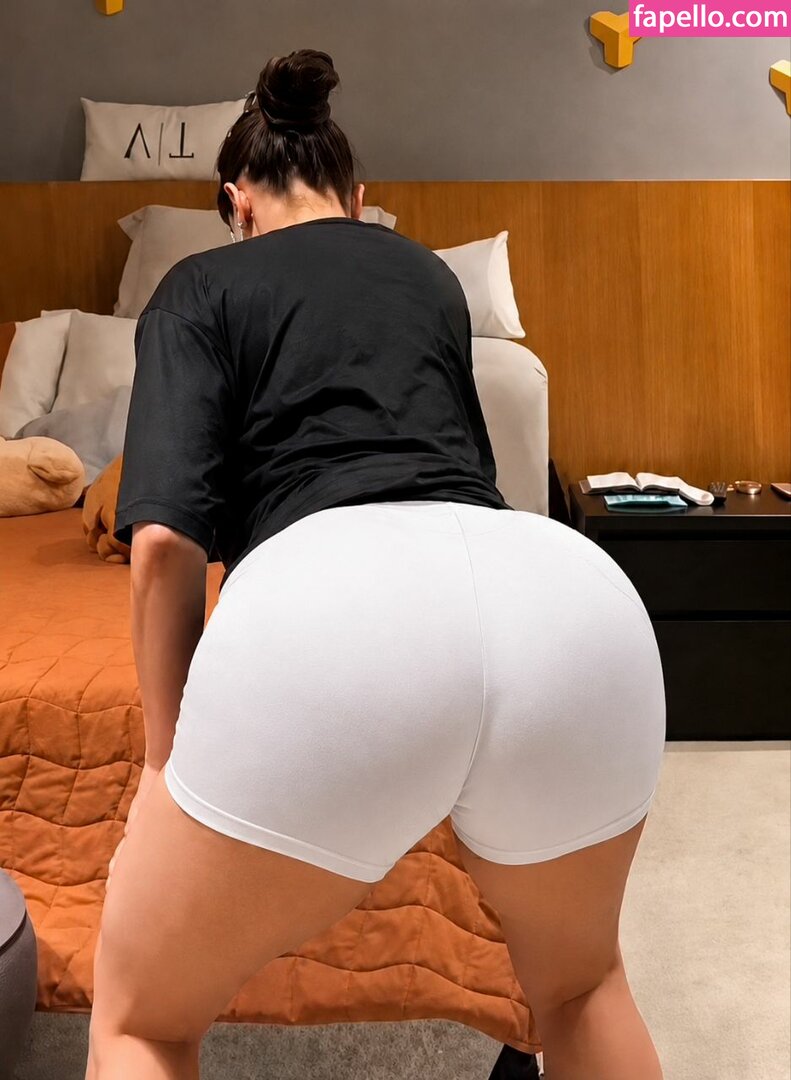 Taina Costa nude leaks Photo #2