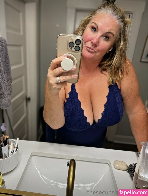 thesecupsrunnethover nude leaks Photo #2