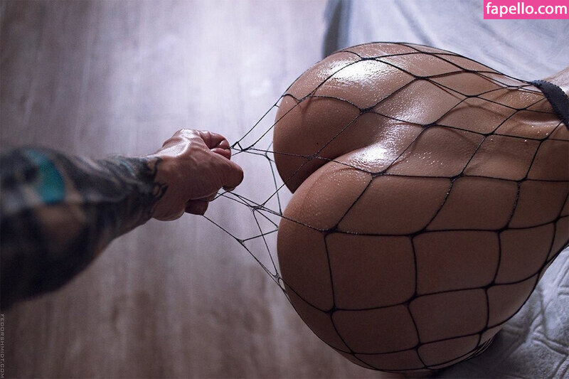 “Who Is This” nude leaks Photo #5