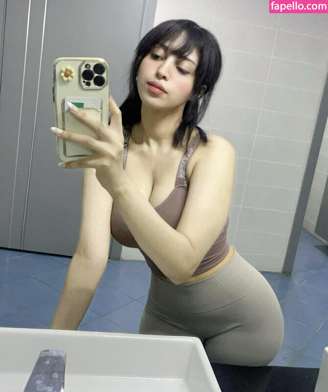 Widad nude leaks Photo #7